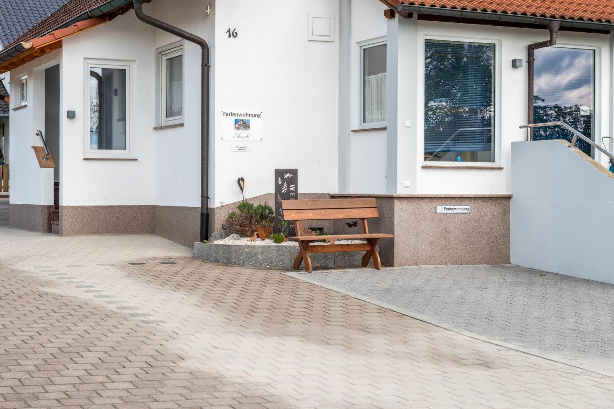 Arnold Laubbach Ostrach Exterior foto