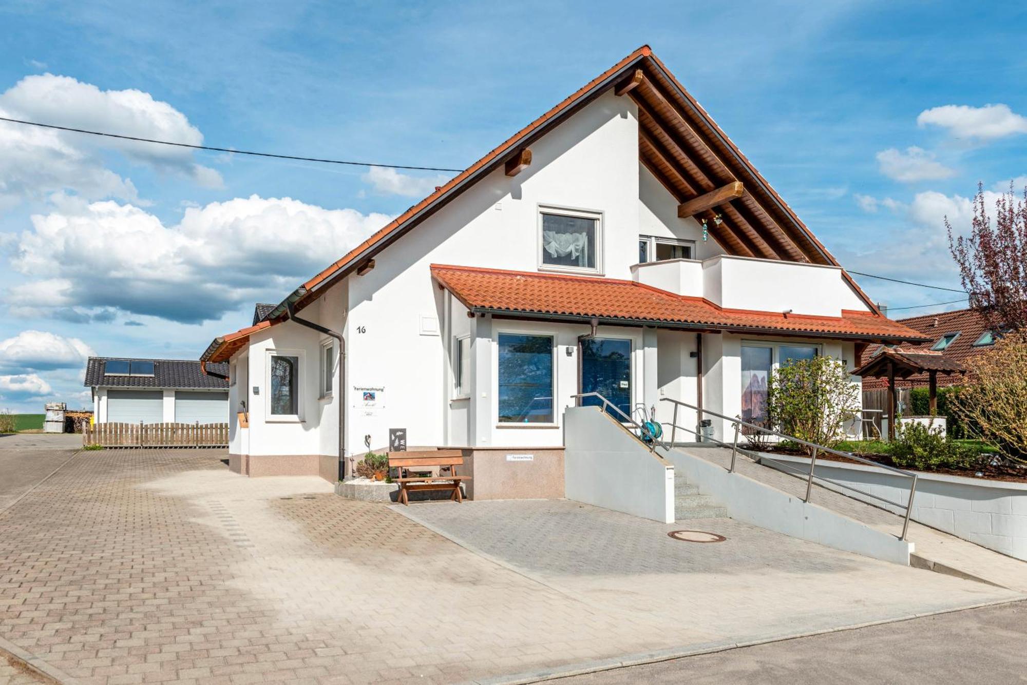 Arnold Laubbach Ostrach Exterior foto